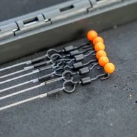 Avid Carp Outline Ronnie Swivels